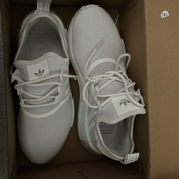 Adidas NMD R1 primeblue women’s size 7 BNIB - Picture 7 of 7